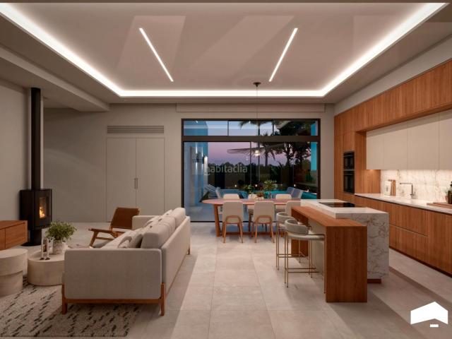 Casa en venta en Torre Pacheco, Mar Menor golf. Ubicadas en un entorno privilegiado, estas villas de nueva construcción ofrecen un estilo de vida único, rodeadas de campos de gol. Casas Torre.