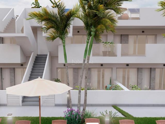 Casa en venta en Torre Pacheco, Roldán. BUNGALOW en PLANTA BAJA con 3 dormitorios Y PISCINA comunitaria en EXCLUSIVO RESIDENCIAL en ROLDAacuteNVIVIENDA REF GG028NDOPORTUN. Casas Torre.