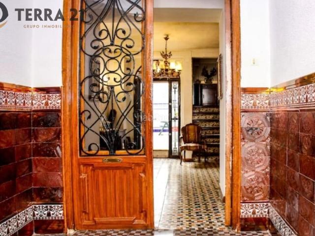 Casa en venta en Torredonjimeno. CASA SEÑORIAL EN PLENO CENTRO DE TORREDONJIMENO. Casas.