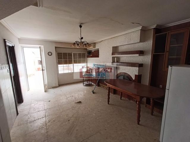 Casa en venta en Torredonjimeno. TorredonjimenoCasa. Casas.