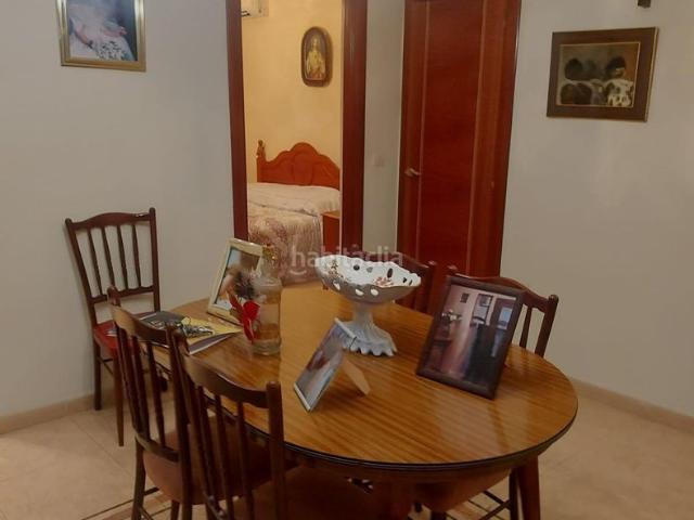 Casa en venta en Torredelcampo. Casa en venta en Torre Del Campo, 4 dormitorios. Casas.