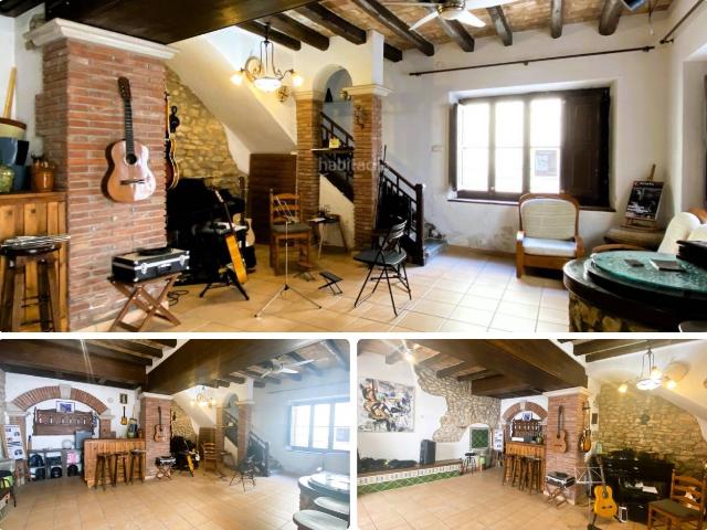 Casa en venta en Torredembarra, Centre Costa Dorada. CASA AUSTRIA Una joya histórica con alma de artista en el corazón de Torredembarra!. Casas.