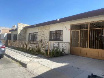 Casa en Venta en Torreón, Nueva Los Ángeles Amplia, Un Nivel y Confortable
