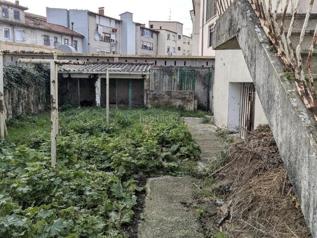 Casa en venta en Torrelavega, Sierrapando. Oportunidad Única en Torrelavega! Chalet Independiente en Venta. Casas.