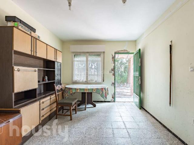 Casa en venta en Torrelavit. Casas.