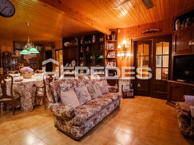 Casa en venta en Torrelles de Llobregat. En venta una de las fincas más exclusivas de Torrelles de Llobregat. Casas Torrelles de.