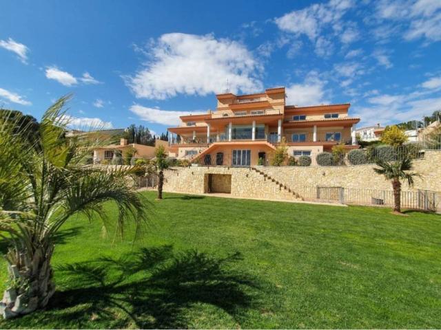Casa en Venta en Torrent Girona