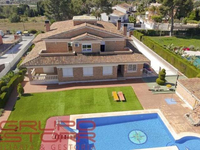Casa en venta en Torrent, Torrent