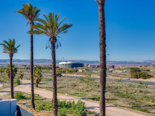 Casa en venta en Torrevieja, Centro Muelle Pesquero. Casas.