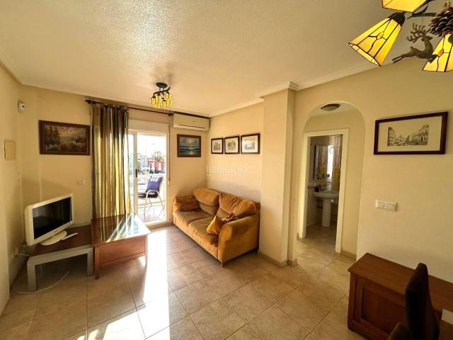 Casa en venta en Torrevieja, Aguas Nuevas. Maravilloso bungalow planta alta con terraza, parking y piscina en Aguas Nuevas. Casas.