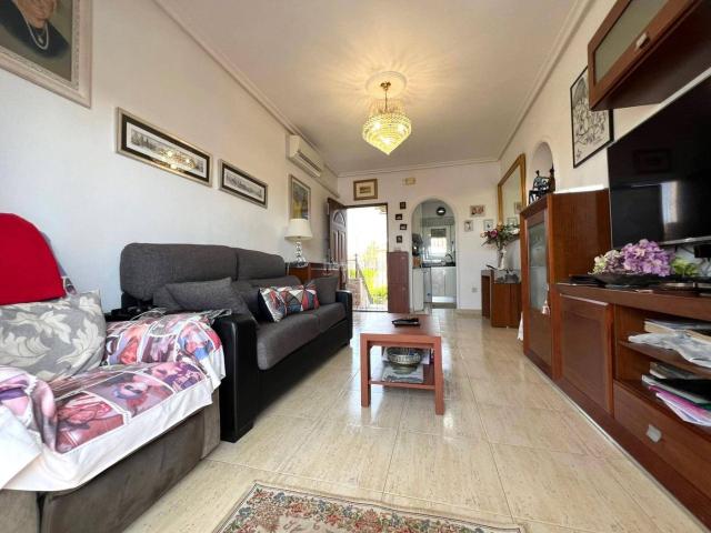 Casa en venta en Torrevieja, Aguas Nuevas. Casas.