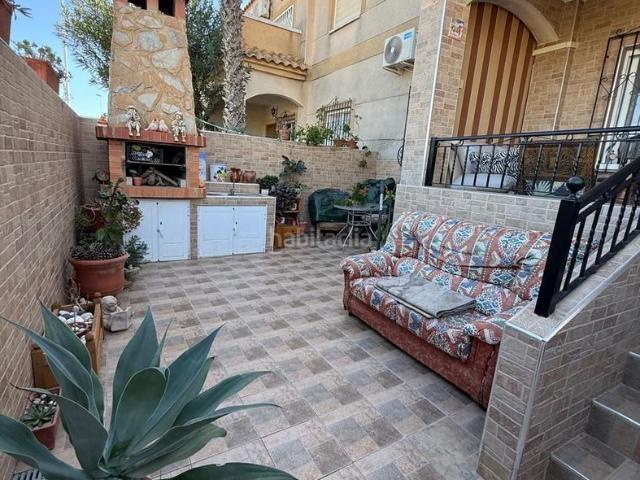 Casa en venta en Torrevieja, Aguas Nuevas. Chalet adosado en venta en Aguas Nuevas. Casas.