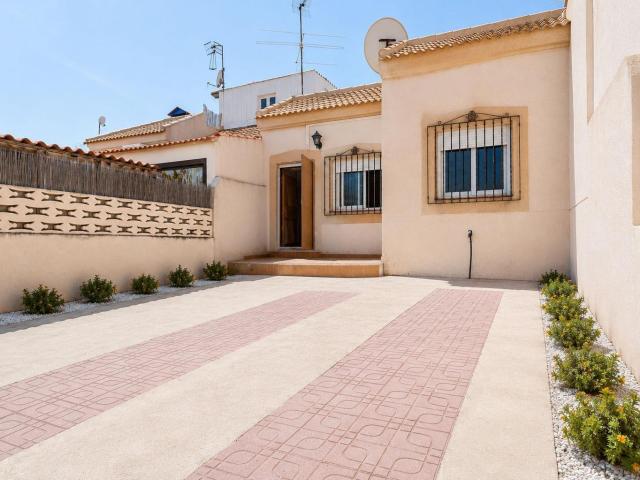 Casa en venta en Torrevieja Alicante