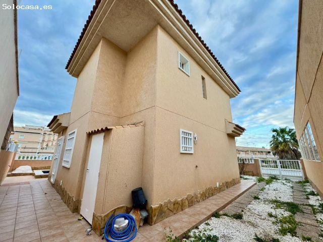 Casa en Venta en Torrevieja, Alicante