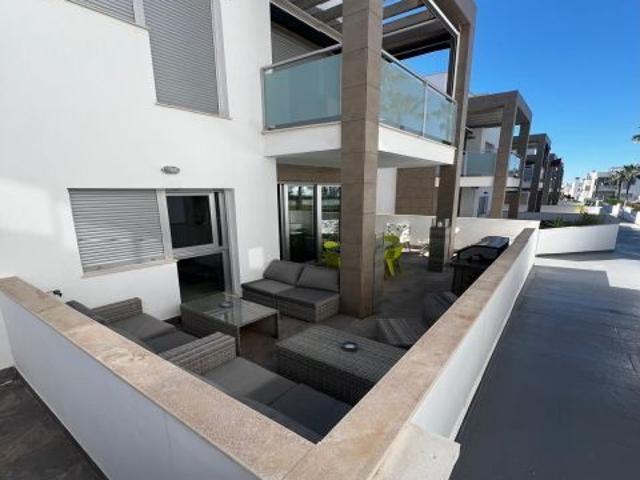 Casa en Venta en Torrevieja, Alicante