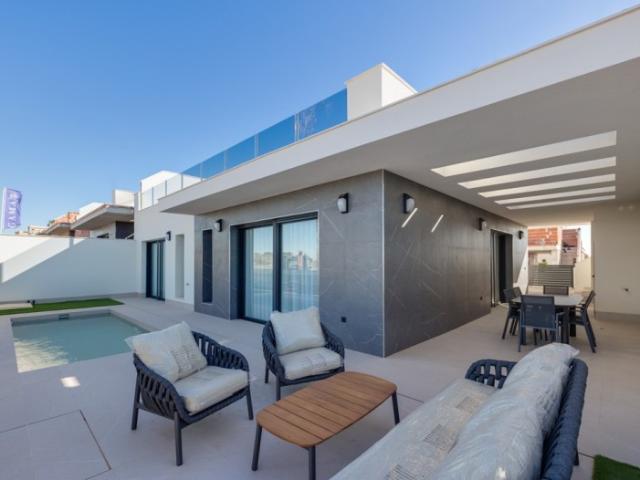 Casa en Venta en Torrevieja, Alicante