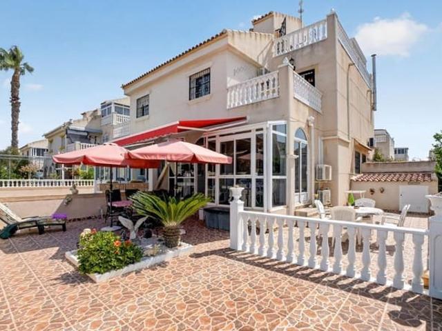 Casa en venta en Torrevieja, Alicante Costa Blanca