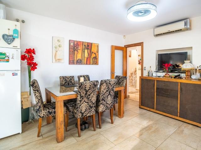 Casa en venta en Torrevieja, El Molino. Ubicada en una generosa parcela de 1100 msup2, esta impresionante villa ofrece todo lo que espera de una vida exclusiva. Con una. Casas.
