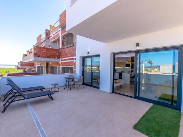 Casa en venta en Torrevieja, Los Balcones Los Altos. Bungalow con 2 dormitorios y 2 baños, picina comunitaria, jacuzzi y parque infantil en Torrevieja. Casas.