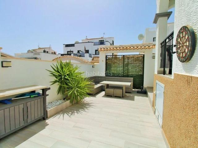 Casa en venta en Torrevieja, Los Balcones Los Altos. Casa adosada reformada con piscina privada en Los Altos Orihuela Costa. Casas.