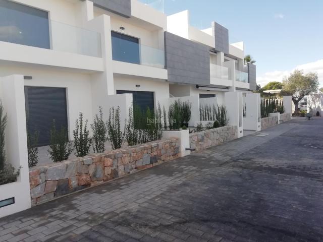 Chalet en venta en Orihuela, Campoamor. Villa in Orihuela Costa. Chalets.