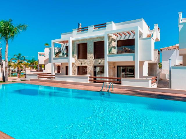 Casa en venta en Torrevieja, Los Balcones Los Altos. Casas.