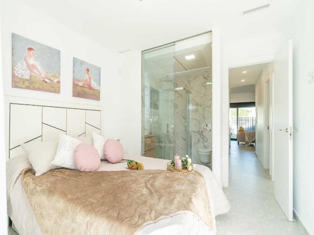Casa en venta en Torrevieja, Los Balcones Los Altos. Fantásticas viviendas nuevas hasta con vistas a la laguna. Casas.