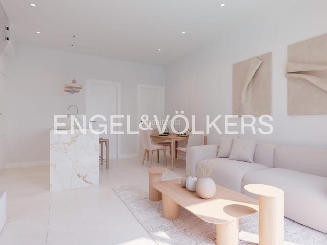 Casa en venta en Torrevieja, Nueva Torrevieja. Adosado de esquina de obra nueva con piscina privada en Torrevieja. Casas.