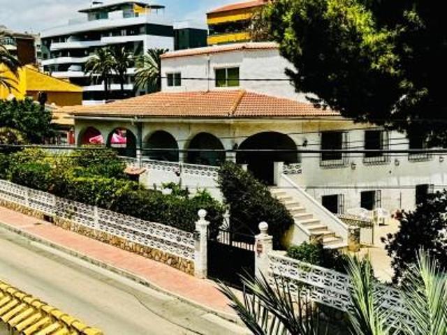 Casa en venta en Torrevieja, Punta Prima