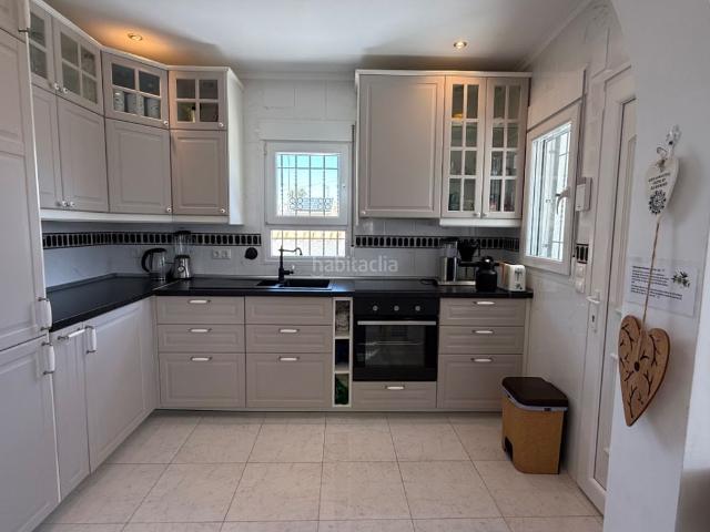 Casa en venta en Torrevieja, Zona Carrefour Urbanizaciones. Casas.