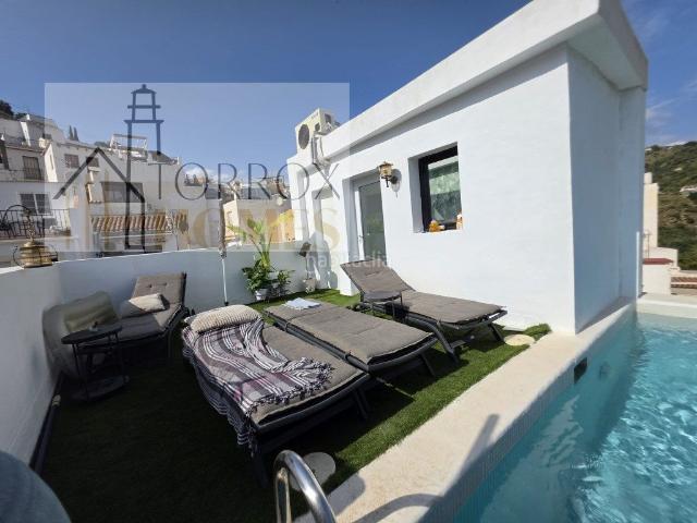 Casa en venta en Torrox, Torrox Pueblo. Casa con Piscina. Casas.