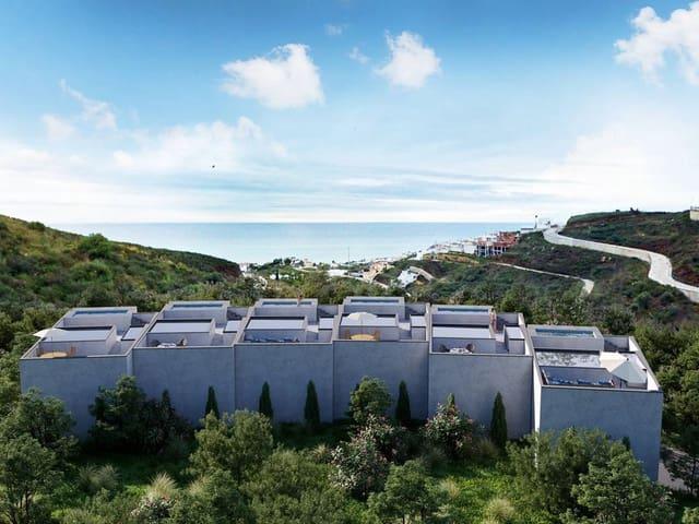 Casa en venta en Torrox Costa, Málaga Costa del Sol