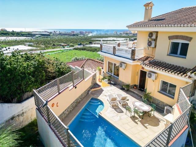 Casa en venta en Torrox, Málaga Costa del Sol