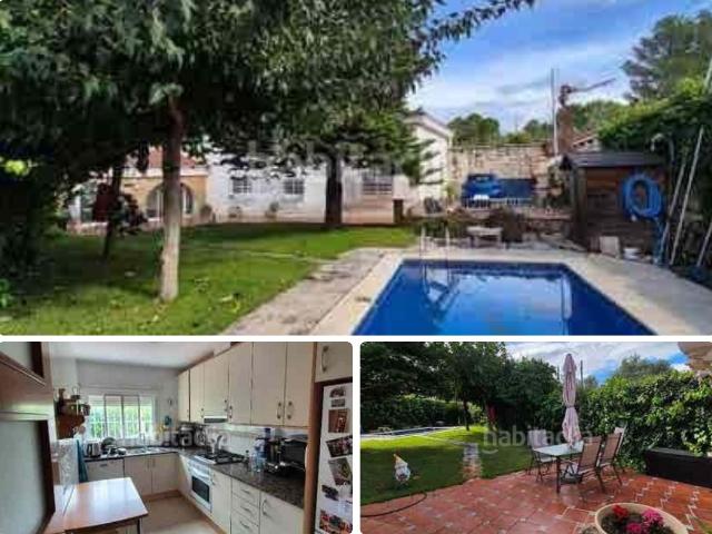 Casa en venta en Tortosa, Urbanitzacions Costa Dorada. Precioso chalet Urbano en Sant Josep de la Muntanya. Casas.