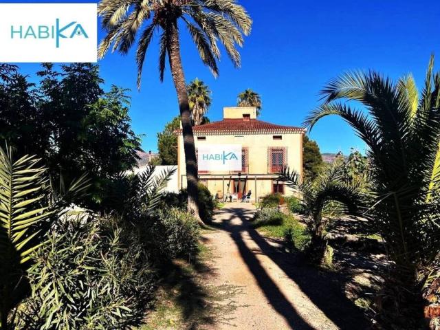 Casa en Venta en Totana