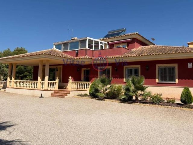 Casa en Venta en Totana