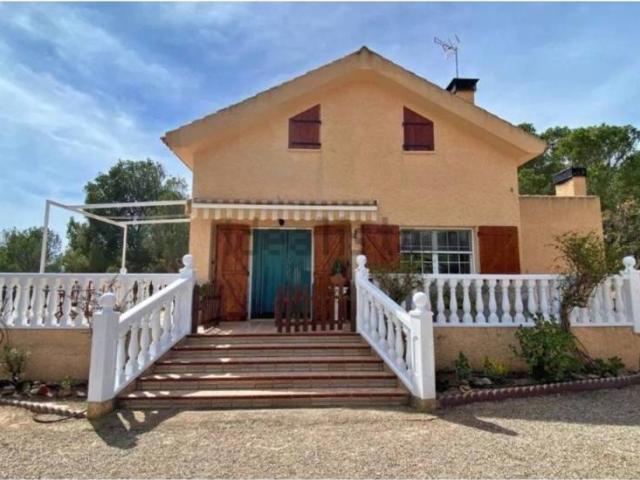 Casa en Venta en Totana