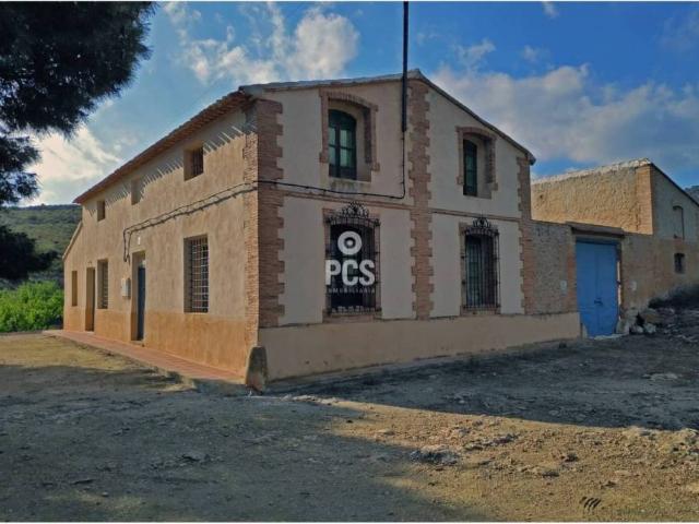 Casa en Venta en Totana