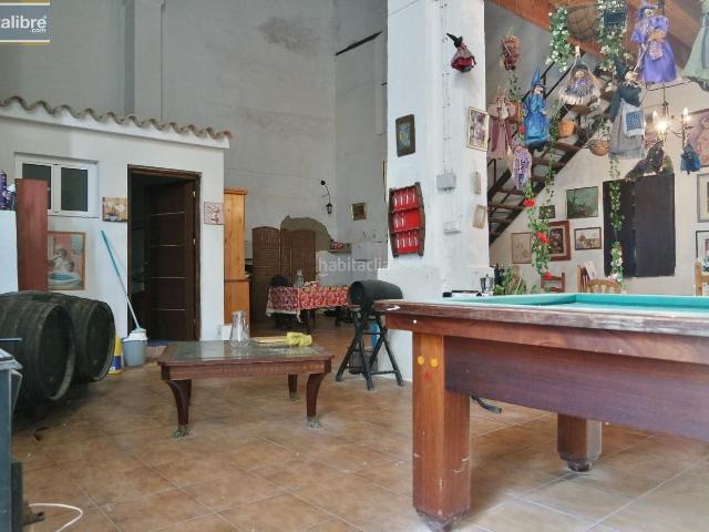 Casa en venta en Trebujena. PRECIO NEGOCIABLE! Y BAJADA AUN MAS, NO PIERDAS LA OPORTUNIDAD EN EL CENTRO DE LA CIUDAD. Casas.