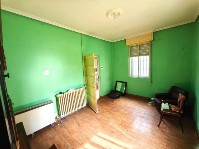 Casa en venta en Trobajo del camino. Casas Trobajo del.