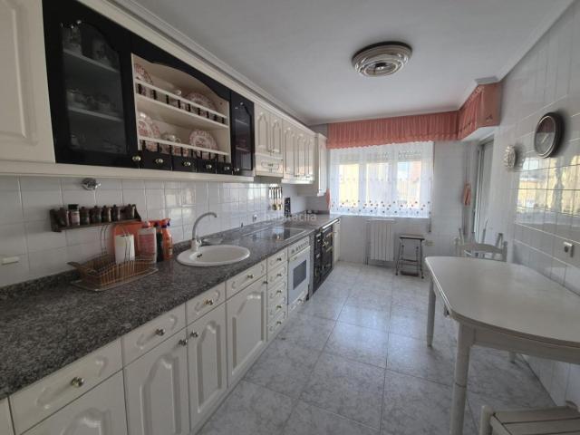 Casa en venta en Trobajo del camino. Casas Trobajo del.