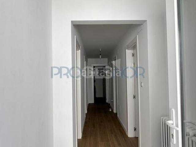 Casa en venta en Trobajo del camino. Casas Trobajo del.