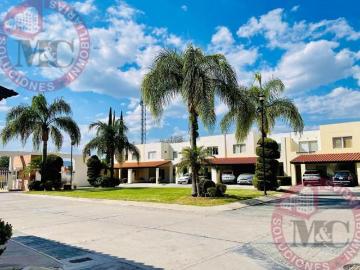 CASA EN VENTA EN TROJES DEL NORTE II