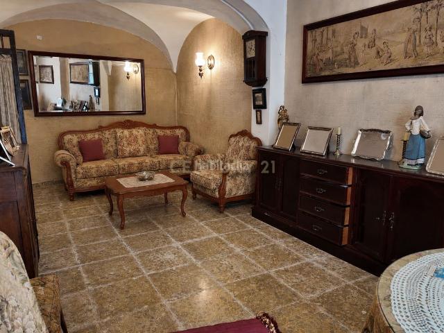 Casa en venta en Trujillo. Casa señorial en venta junto a la Plaza Mayor de Trujillo. Casas.