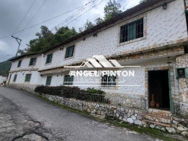 Casa en Venta en Trujillo Trujillo 350 m2. 5 hab