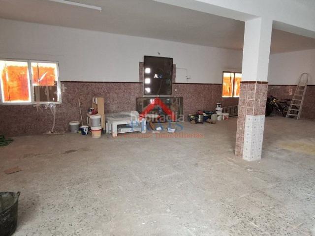Casa en venta en Utrera, Centro. Casa en venta en Centro, 4 dormitorios. Casas.