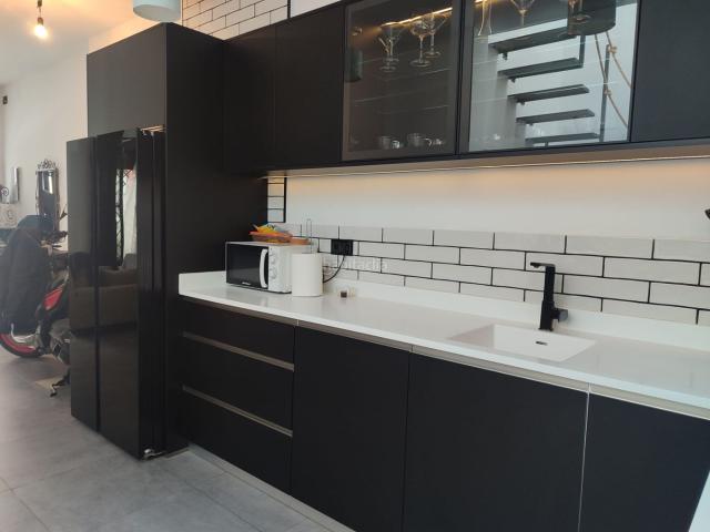 Casa en venta en Utrera, Estación La Fontanilla El Tinte. casa indendiente recien construida. Casas.