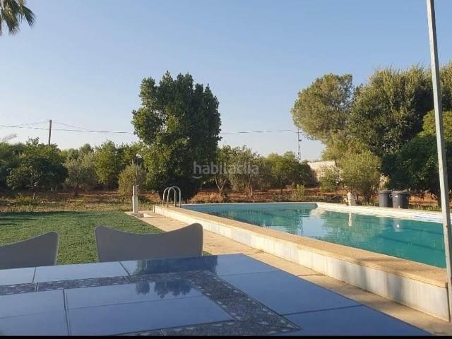 Casa en venta en Utrera, Pedanías Norte. CHALET EN VENTA A 5 MINUTOS DE UTRERA. Casas.
