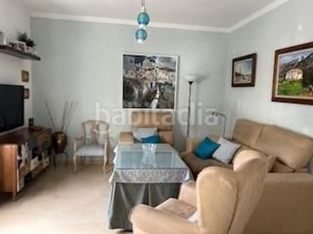 Casa en venta en Ubrique. AMPLIA CASA CON GARAJE,TRASTERO Y AZOTEA.ZONA ALAMEDA DEL CURA. Casas.
