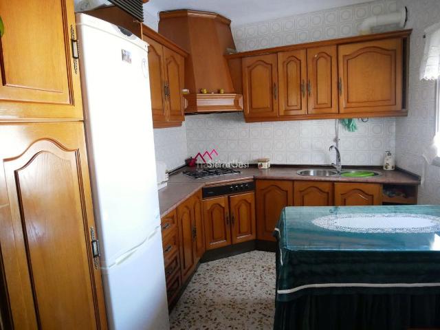 Casa en venta en Ubrique. VENTA AMPLIA CASA CON TERRAZA. Casas.
